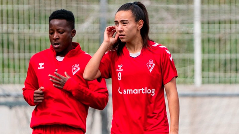 Emakumezkoen futboleko lehen taldeak prestatzen dihardu Sevillaren aurkakoa