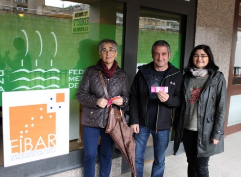 EMGI-ko erosketa-bonoen irabazleek saria jaso dute