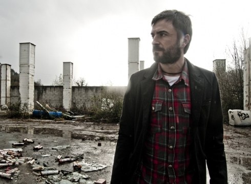 Eñaut Elorrieta, abeslaria: “Deserriaren inguruko lan kontzeptuala egin dut”