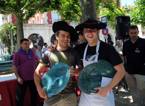 Eneko Badiola eta Aitor Astarloa, XIX. Sanjuanetako Marmitako Lehiaketan txapeldun