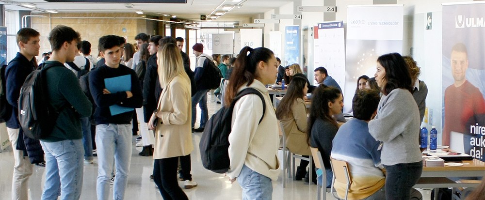 Enpresa Eguna egingo dute gaur goizean Gipuzkoako Ingeniaritza Eskolako Eibarko atalean