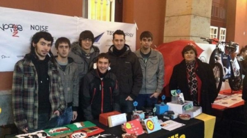 Enpresek badute harrobia Eibarren