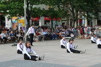 Era guztietako dantzekin ospatu da Dantzaren Nazioarteko Eguna Eibarren