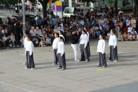 Era guztietako dantzekin ospatu da Dantzaren Nazioarteko Eguna Eibarren