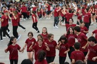Era guztietako dantzekin ospatu da Dantzaren Nazioarteko Eguna Eibarren