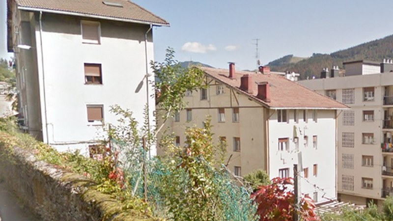 Erdigunea Mekola eta Arratebiderekin lotzeko bi igogailu egingo ditu Udalak