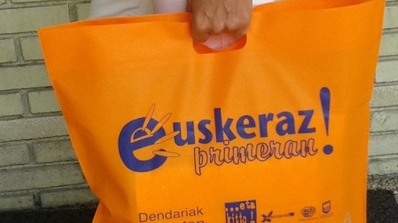 Erosketak euskeraz egiteko lelo bila