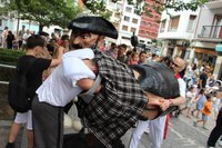 Erraldoi eta buruhandiak umeen gozagarri