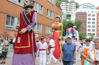 Erraldoi eta buruhandiak umeen gozagarri