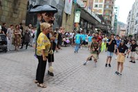 Erraldoi eta buruhandiak umeen gozagarri