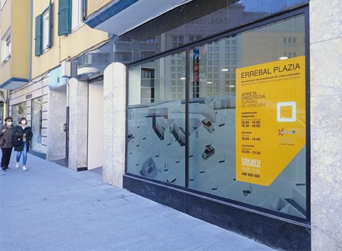 Errebalgo bulegoak 116 eskaera jaso ditu gaur arte, aparkalekuetarako edo trastelekudun aparkalekuetarako