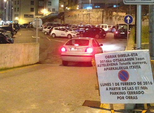 Errebalgo aparkalekua astelehen goizean itxiko dute