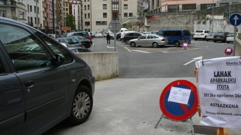 Errebalgo aparkalekua bihar itxita egongo da