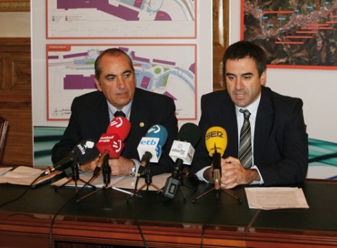 Errebalgo orubearen auzia dela eta, Miguel de los Toyos inputatu dute