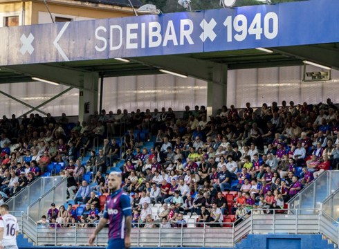 Errege Kopako partidurako sarrerak salgai ipini dituzte