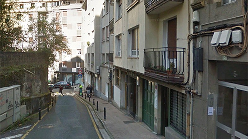 Errekatxu kaleko 1-3-5 zenbakien parean trafikoa moztuko dute gaur arratsaldean