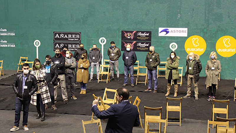 [ERREPORTAJEA] San Andres Eibarko Ostalaritza Elkartea sortu berri da