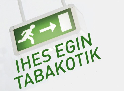 Erretzeari laga nahi dutenentzat saioa antolatu dute Minbiziaren Aurkako Elkartekoek