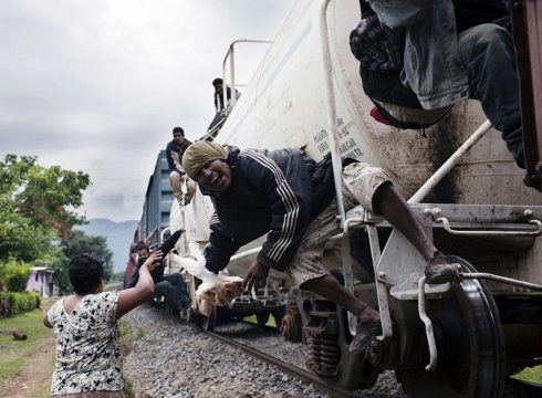 Ertamerikako migrazioari buruzko erakusketa Untzagako jubilatu etxean