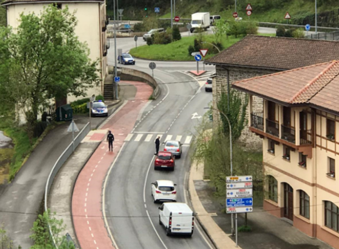 Ertzaintzak eta udaltzaingoek berriz ere kontrolak egingo dituzte Aste Santuko joan-etorriak eragozteko