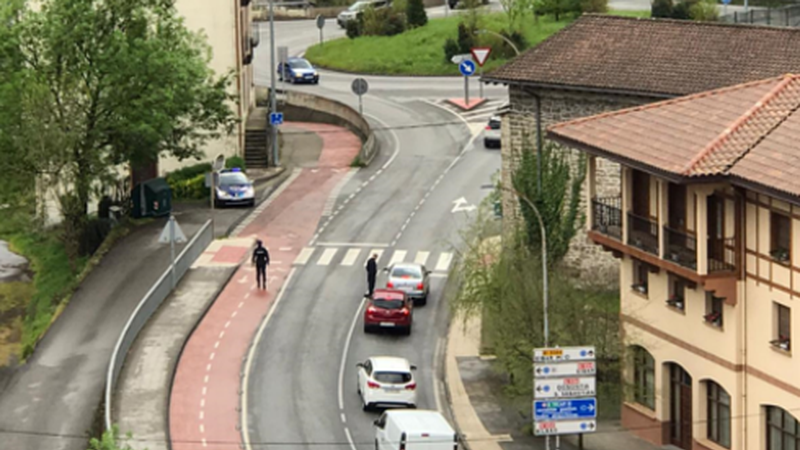 Ertzaintzak eta udaltzaingoek berriz ere kontrolak egingo dituzte Aste Santuko joan-etorriak eragozteko