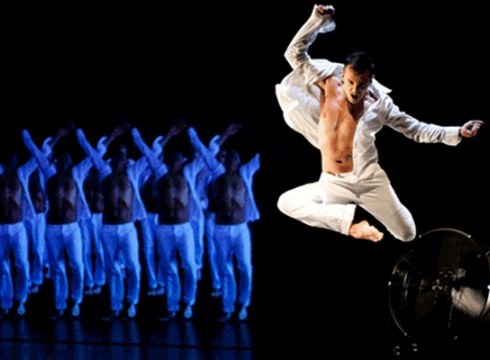 Ertzaren dantza ikuskizuna gaur iluntzean Coliseoan