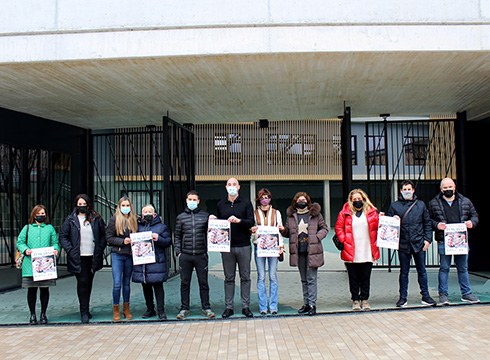 "Eskatu eskaini euskaraz. Betikoa. Gertukoa" kanpaina abiatu da
