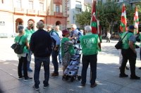 Eskualdeko pentsiodunek nagusien oinarrizko eskubideak bete daitezela eskatu dute manifestazioan