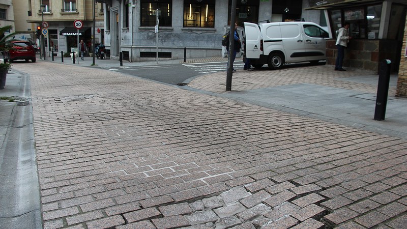 Estaziño kalea trafikoarentzat itxiko dute martitzenetik barixakura, galtzada konpontzeko