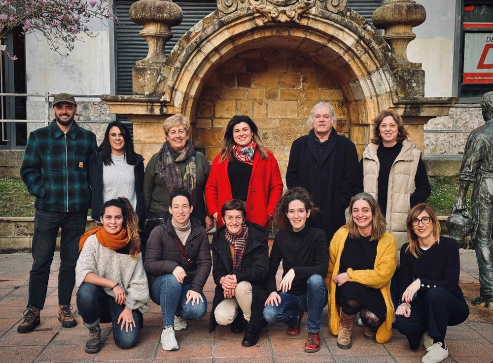 ...eta kitto! Euskara Elkartea ere Korrikako lekukoa hartzeko prest!