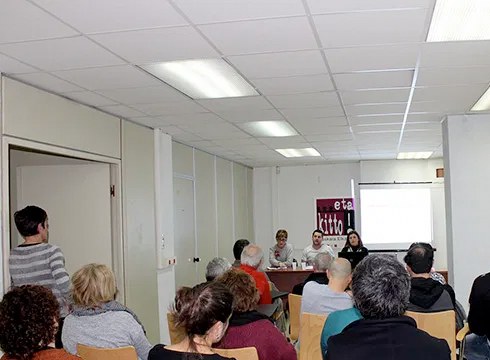 ...eta kitto! Euskara Elkarteak urteko batzar nagusia atzeratzea erabaki du