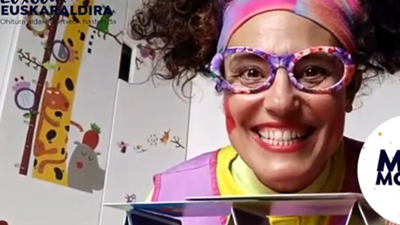Etxean euskaraz jolastea, "Etxetik Euskaraldira" ekimenaren lehen erronka