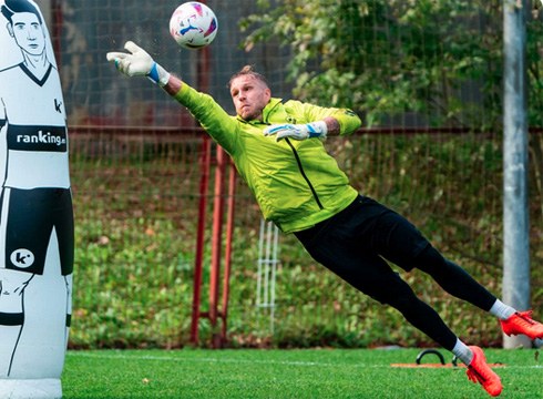 Etxeberriaren taldea hasi da prestatzen Vila-realen astelehenean jokatu beharreko partidua