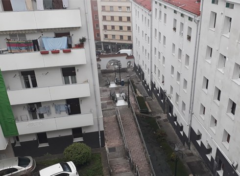 Etxeetan oraindik ezin direla familia edo lagunarteko festa edo topaketarik egin zehaztu du Jaurlaritzak