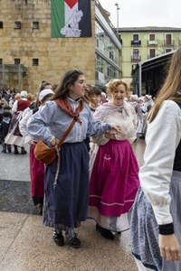 Euri-zaparrada artean ospatu dugu aurten San Andres eguna