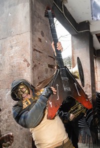 Euriari irri eginez, kolorez blai ospatu genuen Aratoste Zapatua