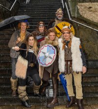 Euriari irri eginez, kolorez blai ospatu genuen Aratoste Zapatua