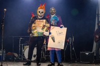 Euriari irri eginez, kolorez blai ospatu genuen Aratoste Zapatua