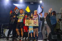 Euriari irri eginez, kolorez blai ospatu genuen Aratoste Zapatua