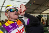 Euriari irri eginez, kolorez blai ospatu genuen Aratoste Zapatua