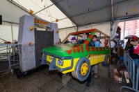 Euriari irri eginez, kolorez blai ospatu genuen Aratoste Zapatua