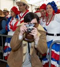 Euriari irri eginez, kolorez blai ospatu genuen Aratoste Zapatua