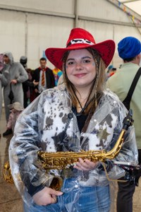 Euriari irri eginez, kolorez blai ospatu genuen Aratoste Zapatua