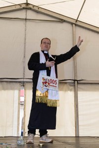 Euriari irri eginez, kolorez blai ospatu genuen Aratoste Zapatua