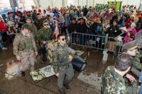 Euriari irri eginez, kolorez blai ospatu genuen Aratoste Zapatua