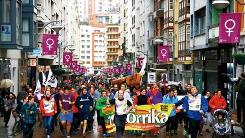 Euripean Korrikarekin bat egin zuten eibartarrek