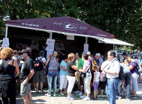 Euro bat jokatuta hamaika sari irabazteko aukera Kittonbolan