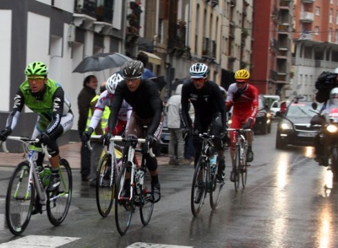 Euskal Herriko Itzulia Eibarren sartu da