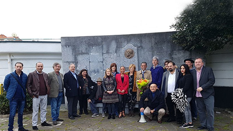 Euskal ijitoek Ignacio Zuloaga omendu zuten Zumaian, Ijito Herriaren Nazioarteko Egunean