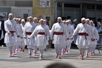 Euskal Jaiko dantza jaialdi ikusgarria hartu zuen atzo eguerdian Untzagak